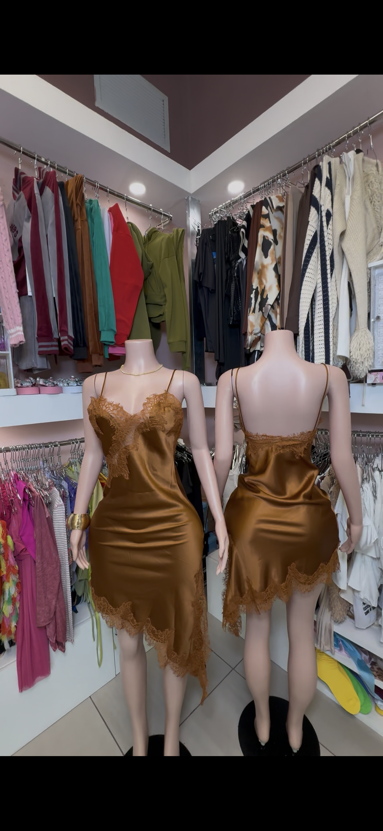 Gold Slip