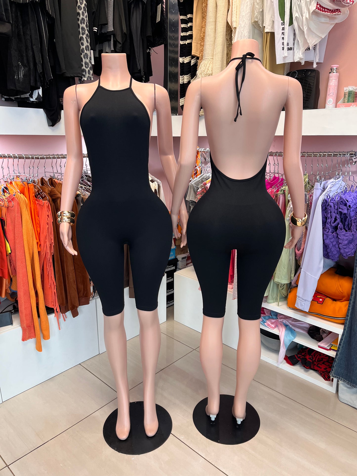 Blaque Halter